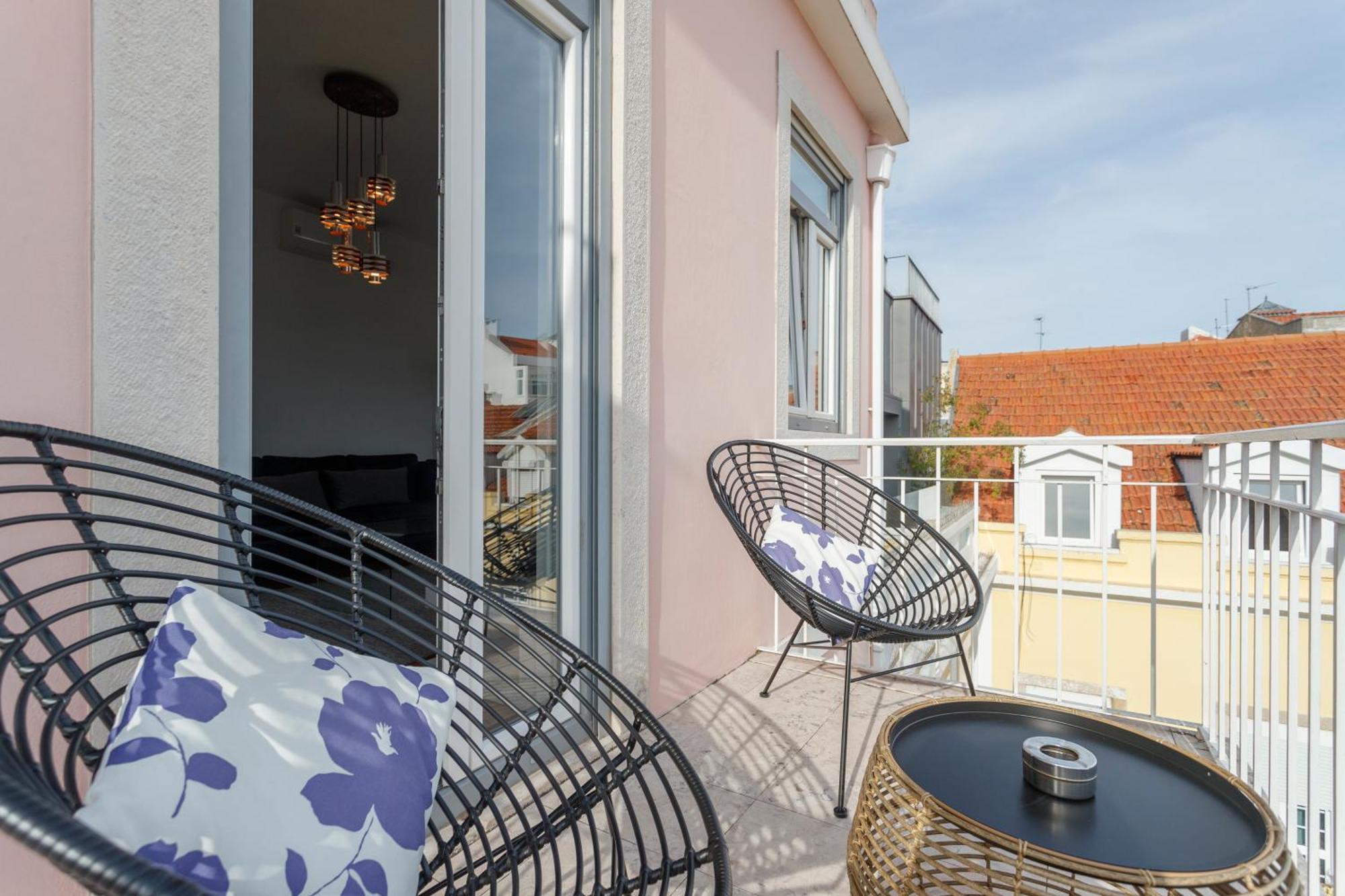 Cortes Apartment In Lisbon Historic Neighborhood Экстерьер фото